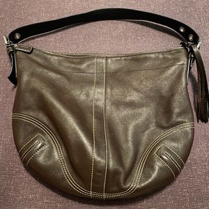 ✨Price Drop✨Coach brown vintage leather hobo bag